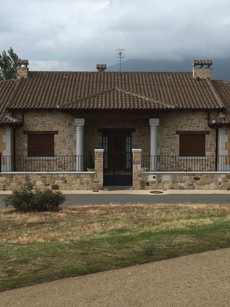 Tres viviendas adosadas en San Miguel de Valero